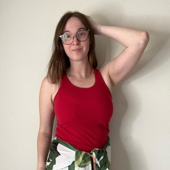 Red volcom tank top - Picture 4 of 4